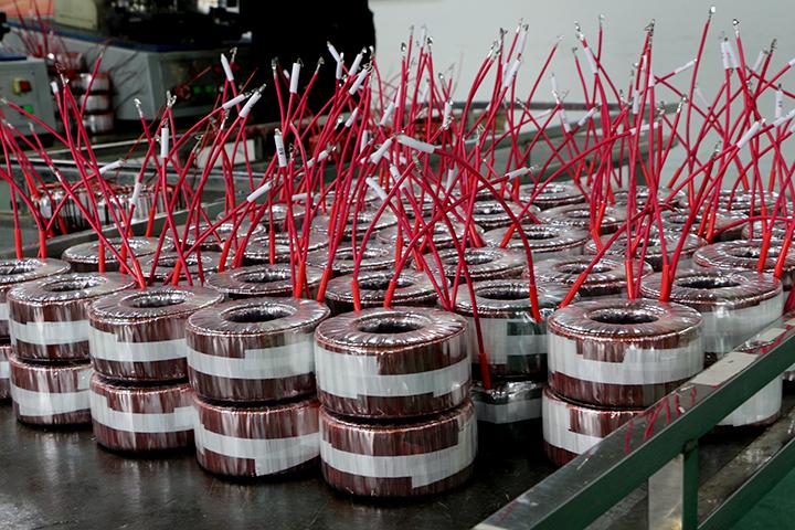 Custom Manufacturing toroidal transformer